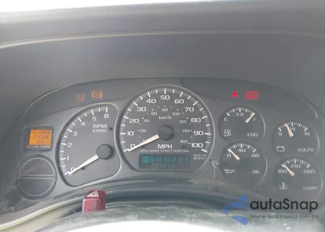 2002 Chevrolet Suburban K1500 from USA, damaged, VIN 1GNFK16T22J211667